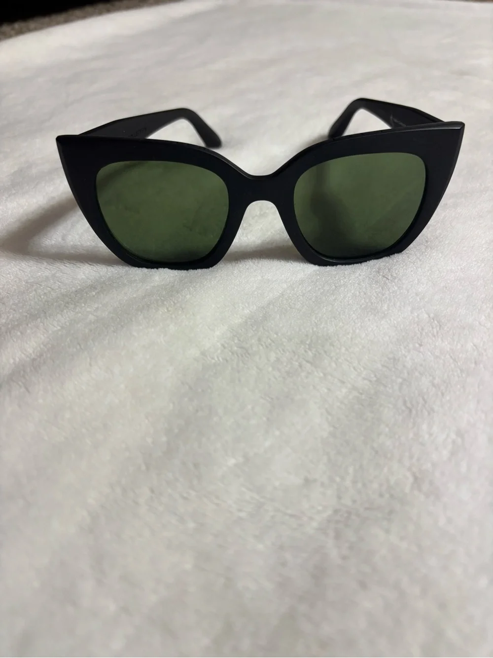 Toms Black Cat-Eye Sunglasses with Green Lenses